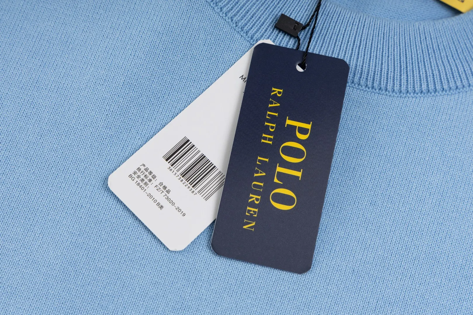 P206 #R80 Ralph Lauren Knitted Pony Embroidered Round Neck Pullover Sweater Official Website Synchronized Same Style for Men and Women Sizes: S-XL Color: White Blue Khaki Army Green Dark Gray Gray Navy Red Label Navy Blue White Label Black White Label Black Red Label Classic Cotton Yarn 100% White Cotton High Quality Goods Classic styles have always been popular! The workmanship details are very good! The simple round neck pullover sweater is always the standard, with classic brand embroidery on the chest! All major stars have the same style! Best for couples. High quality goods! Xinjiang cotton micro-elastic and smooth fabric has excellent quality. Pure cotton is soft and skin-friendly. Size: S M L
